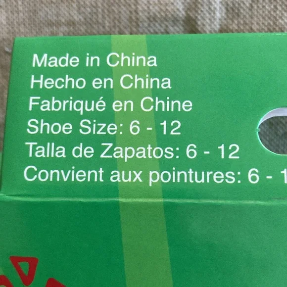 - SEALED NEW- ELF 12 Days of Socks- ELF the movie -Christmas gift novelty twelve - Picture 6 of 7